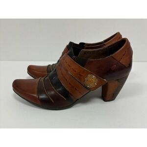 L 'ARTISTE Shoe Bootie Heels Side Buttons Spats Style Side Zip Black Beige Sz 41